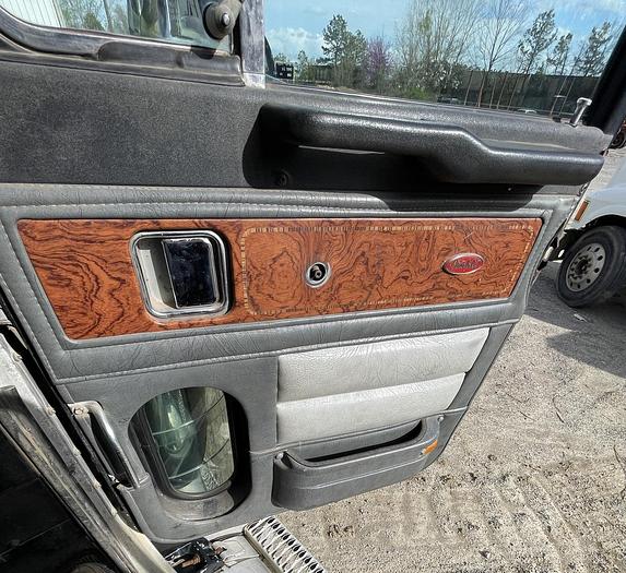Used 1998 PETERBILT 379