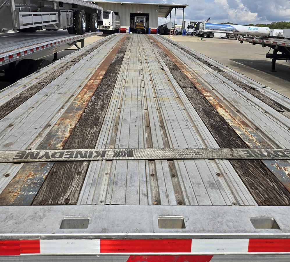 Used 2004 GREAT DANE 48 x 102