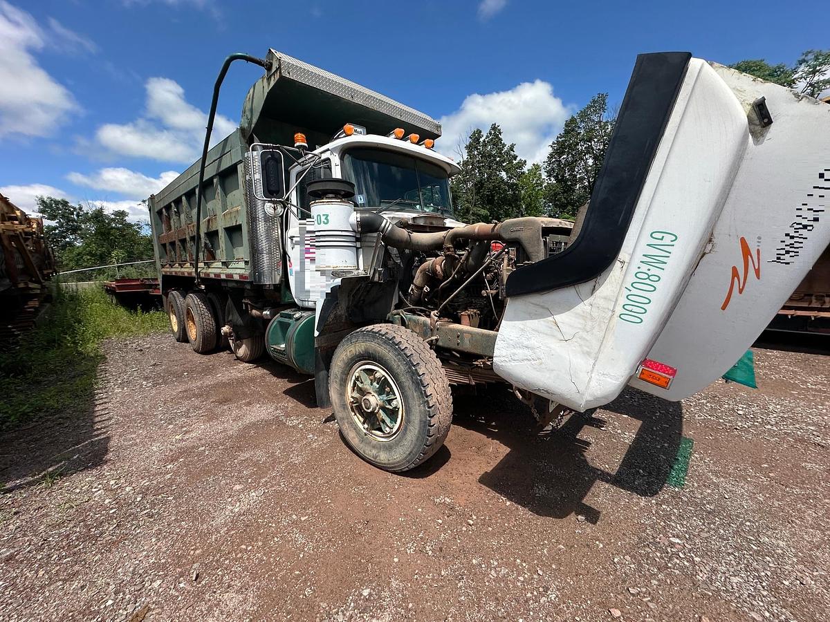 Used 1990 MACK RB688S