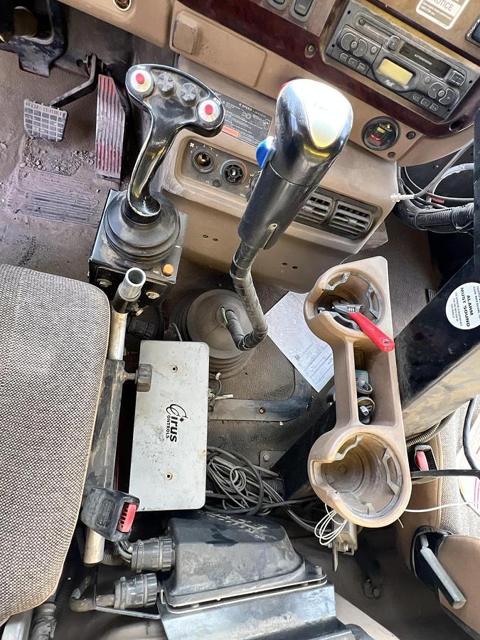 Used 2005 MACK CV713 Granite Dump Truck