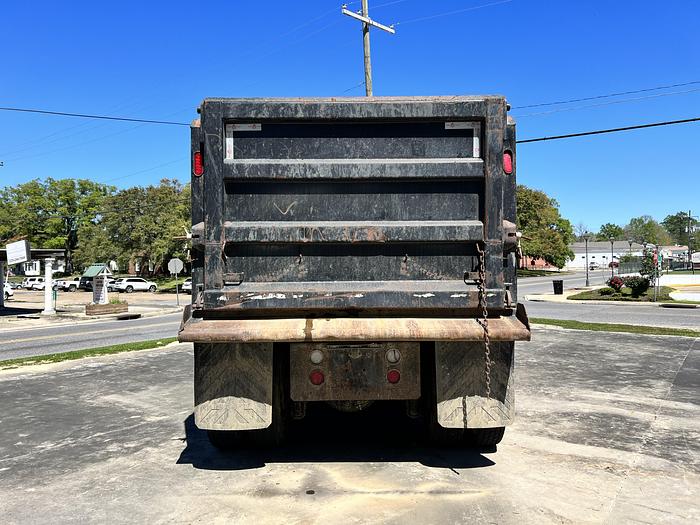 Used 2016 VOLVO VHD84B200