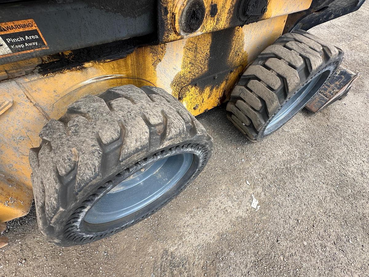 Used 2017 DEERE 330G