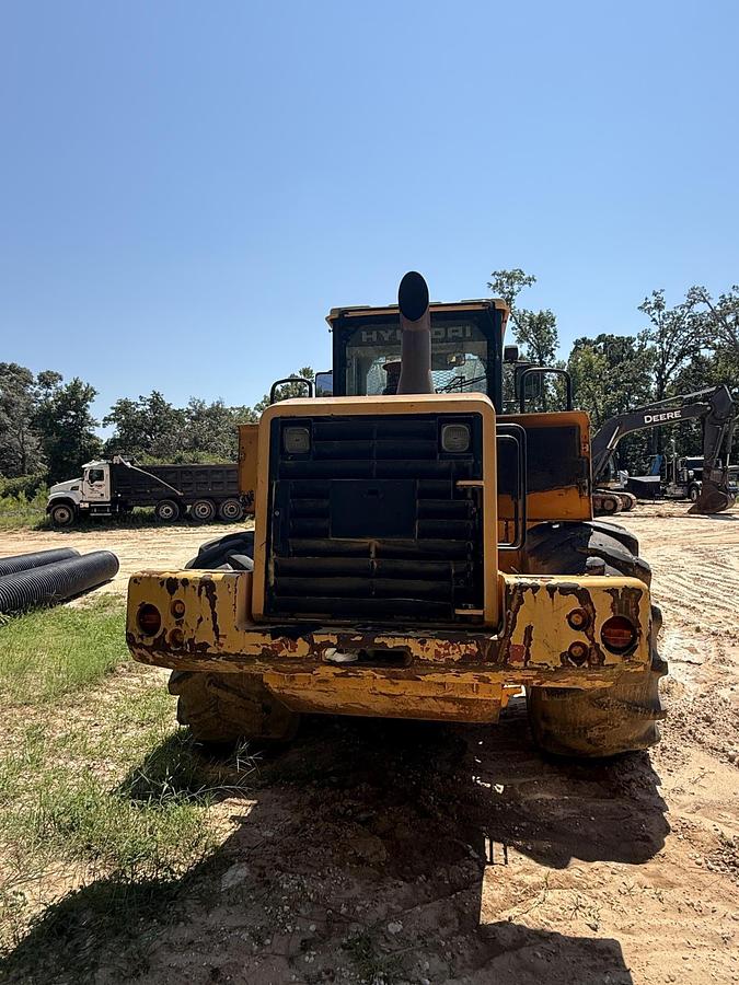 Used 2006 HYUNDAI HL757-7