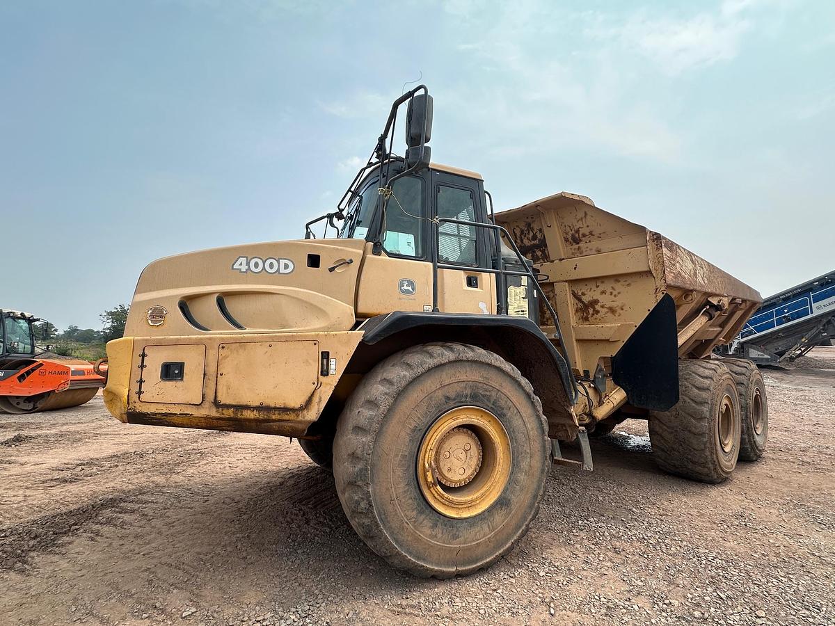 Used 2003 DEERE 400D
