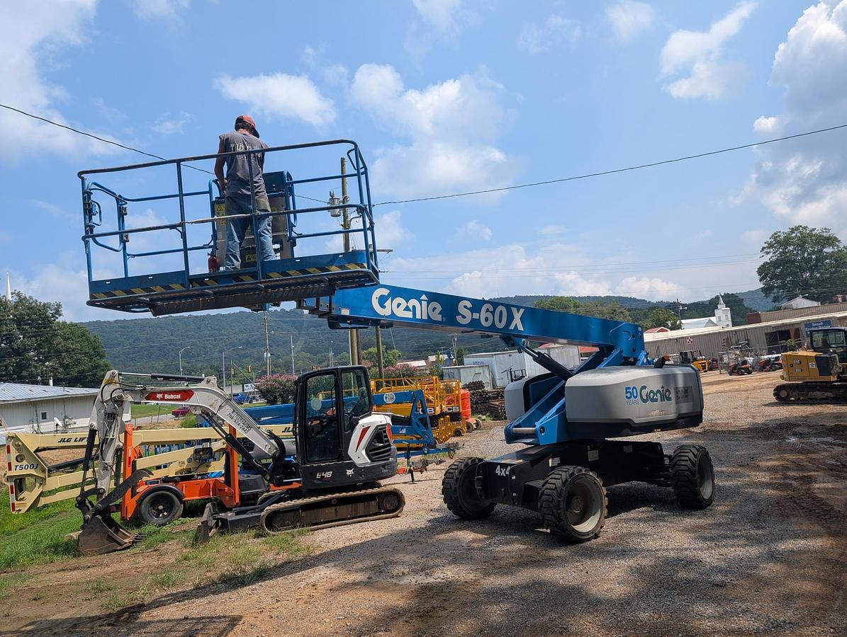 Used 2016 GENIE S-60X