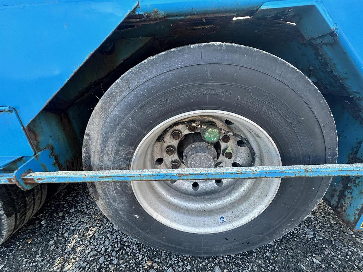 Used 2015 FREIGHTLINER 114SD