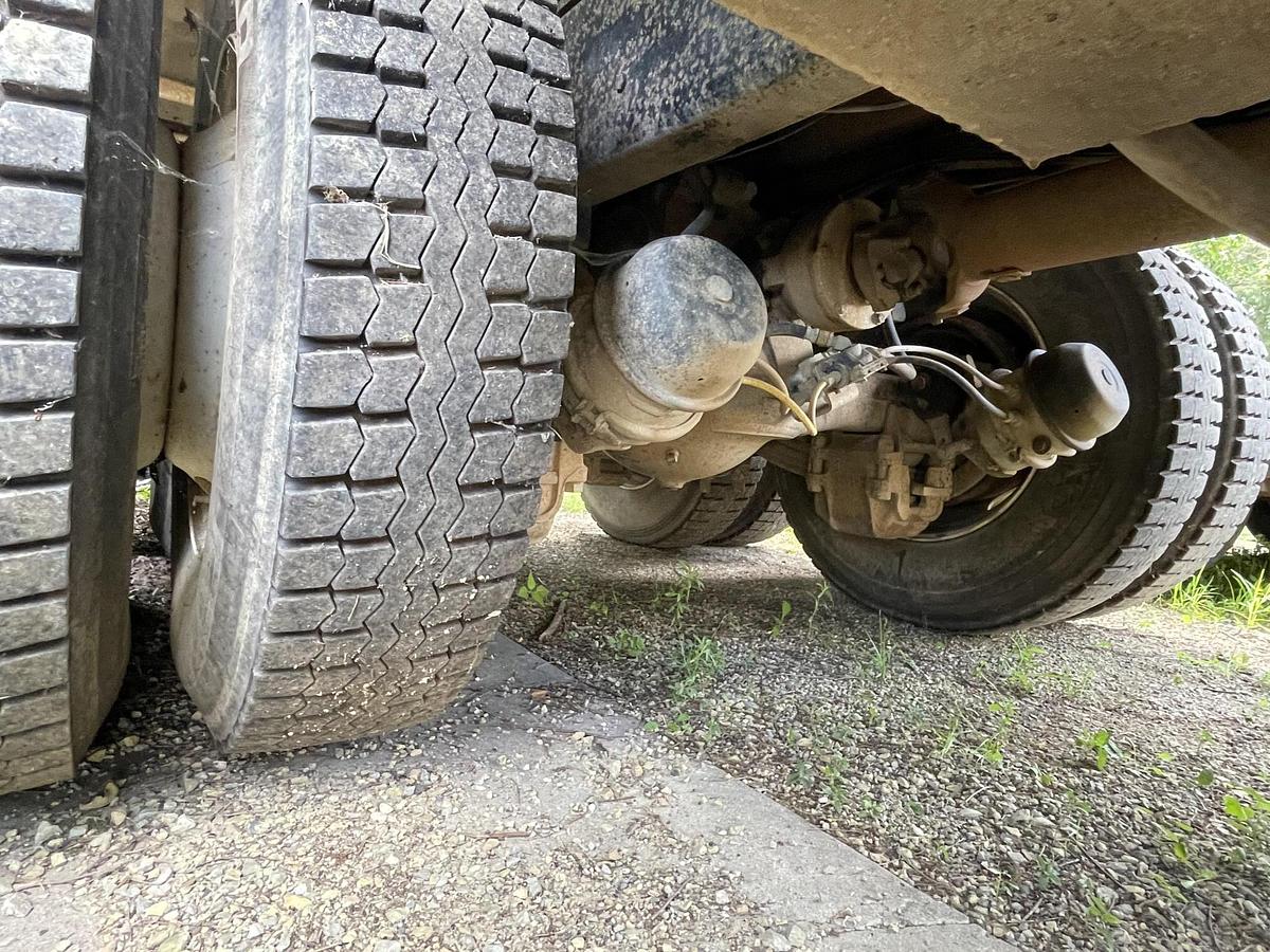 Used 1995 MACK RD688S