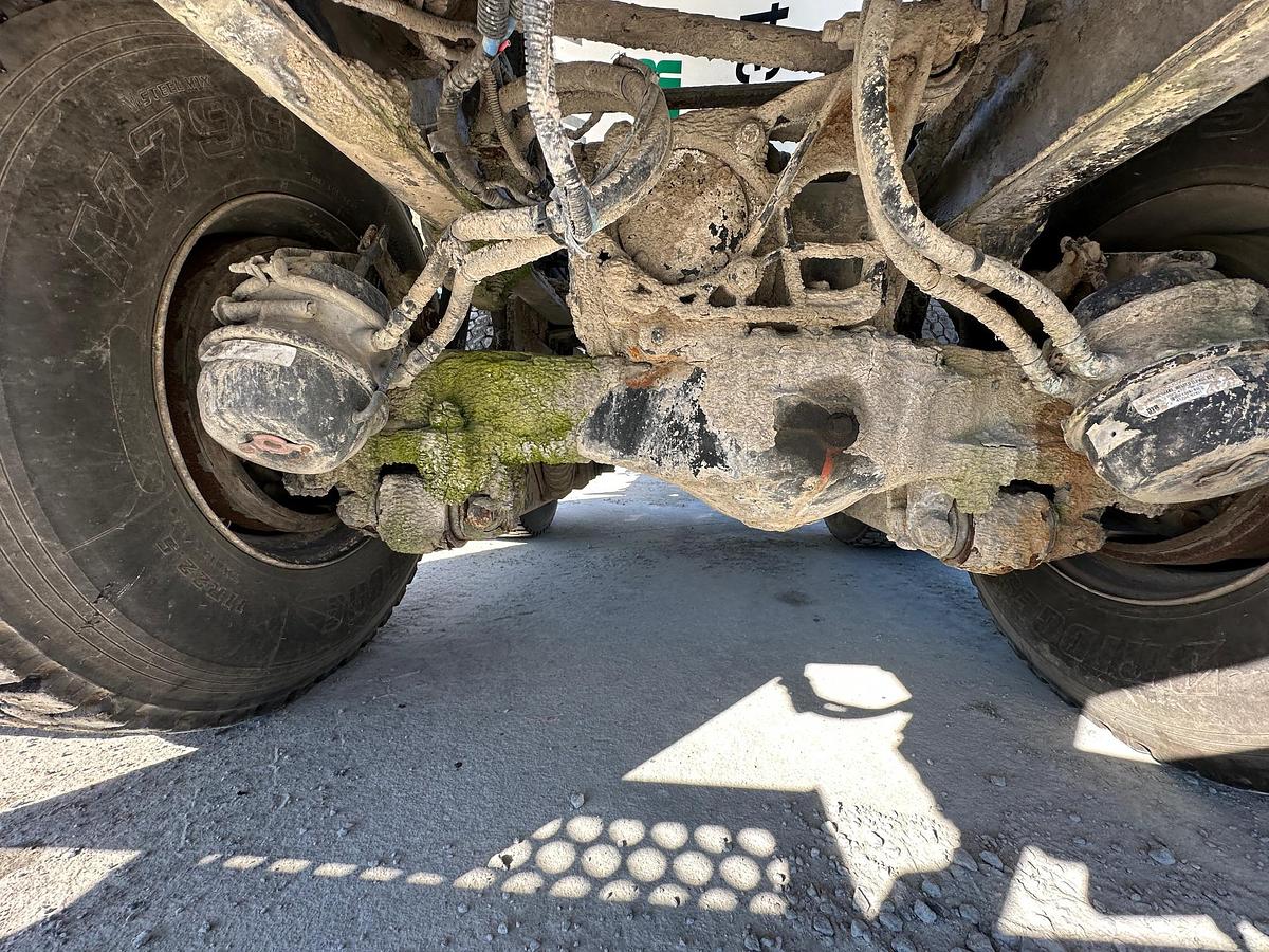 Used 2019 MACK GR64B