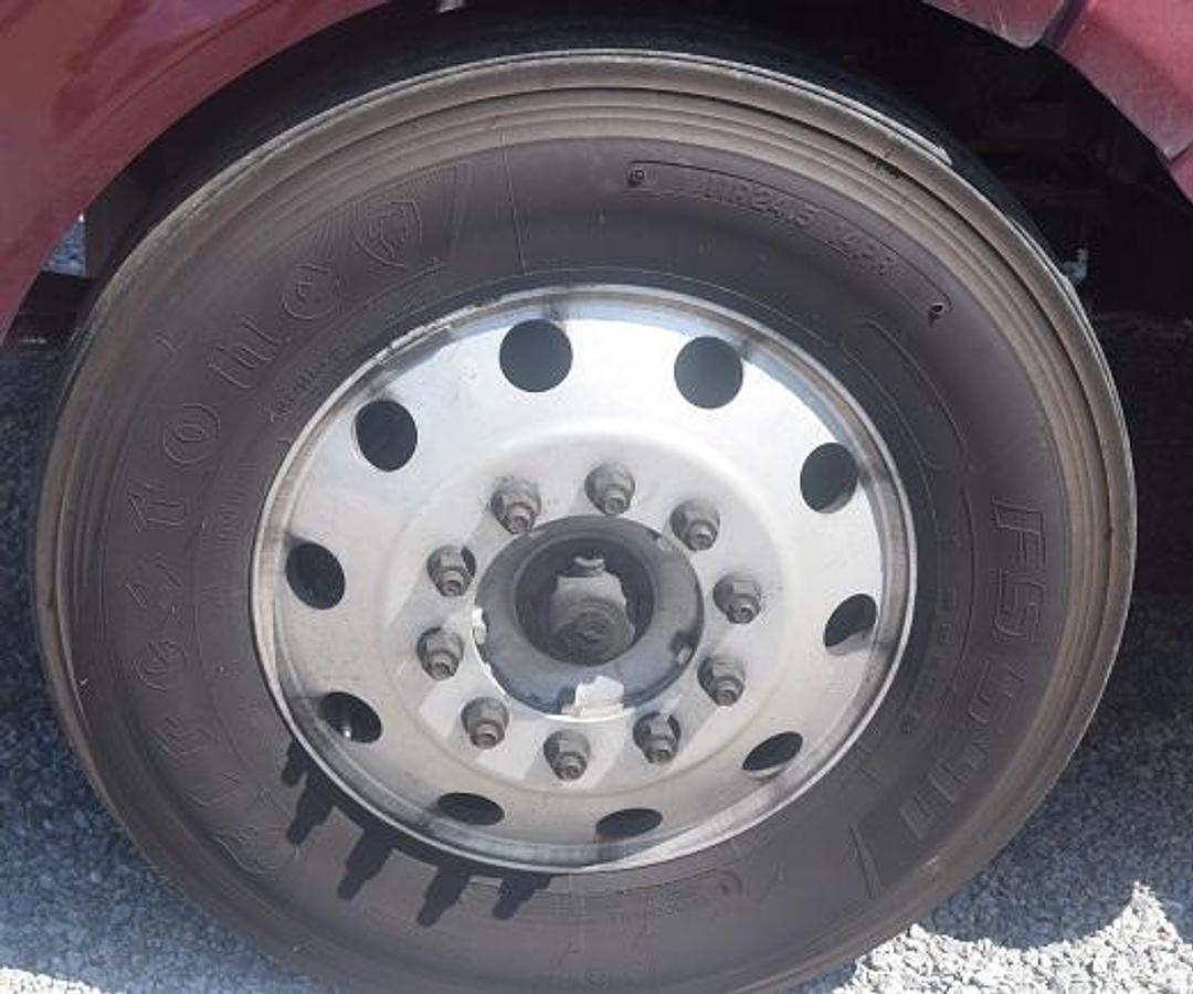 Used 2016 PETERBILT 386