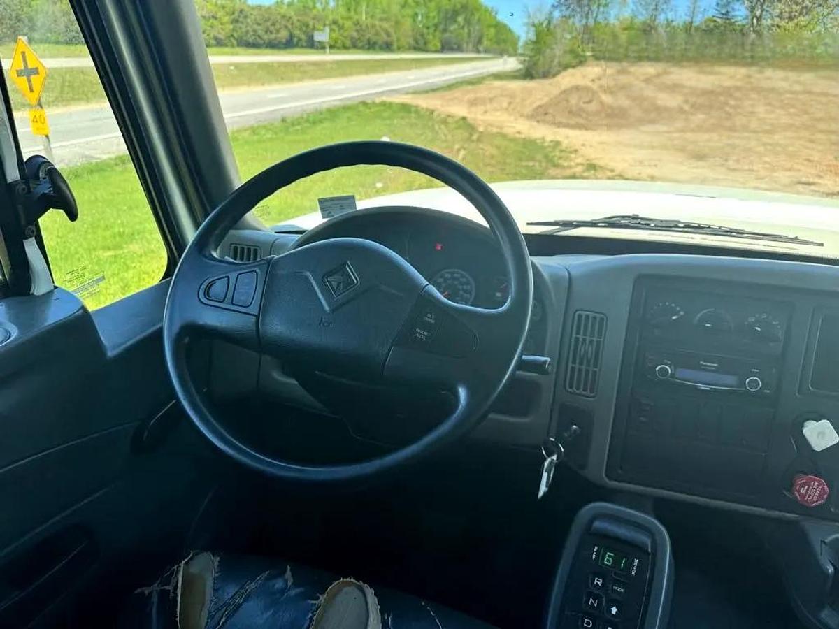 Used 2012 INTERNATIONAL 7600