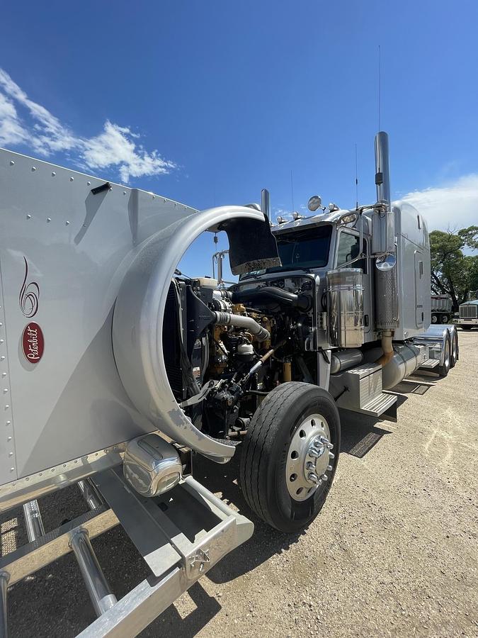 Used 2008 PETERBILT 388