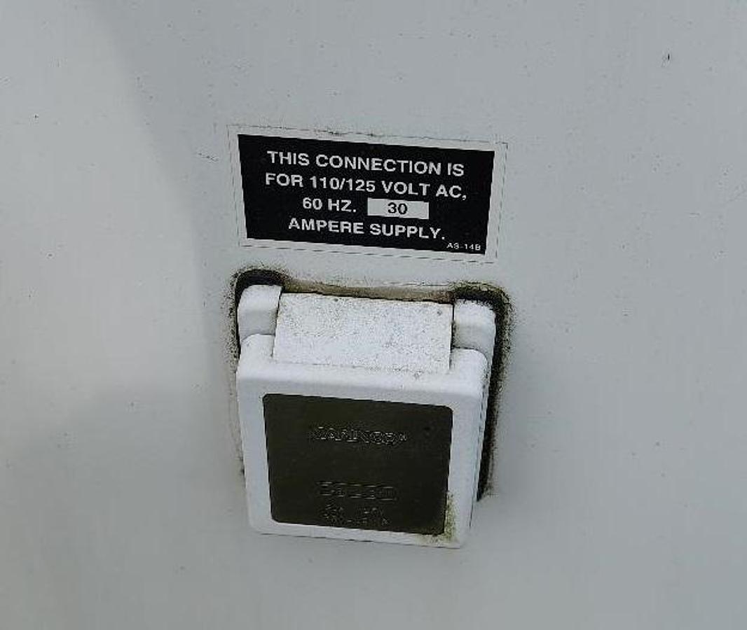 Used 2015  Select 32 x 102