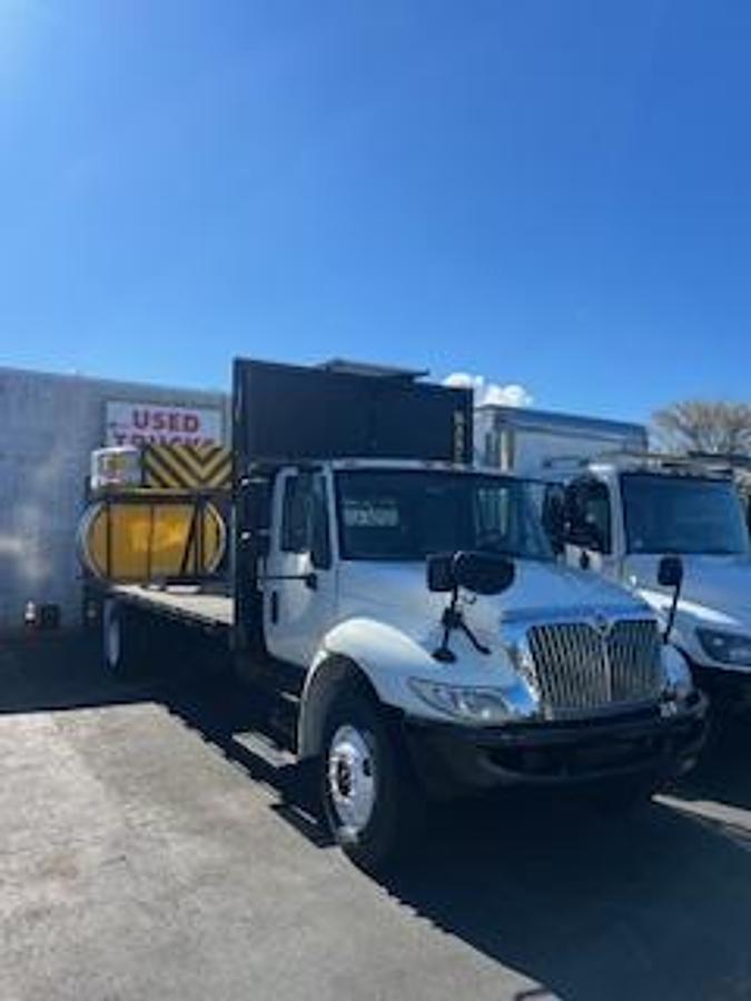 Used 2017 INTERNATIONAL 4300 Attenuator
