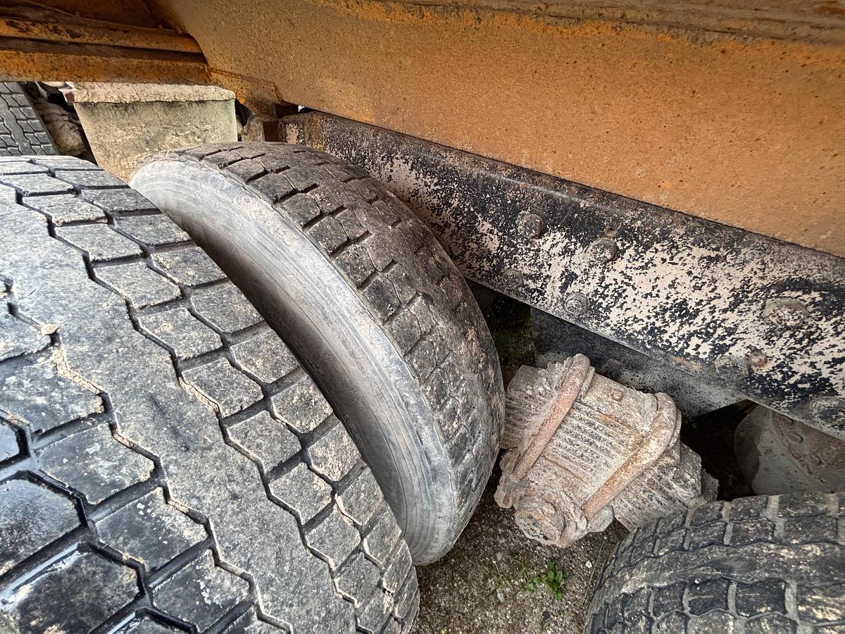 Used 1995 MACK CL713