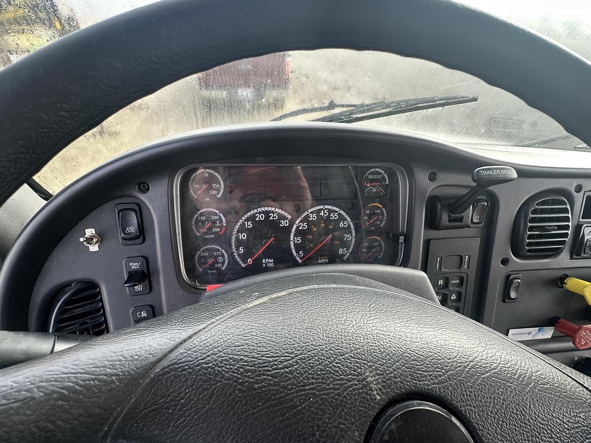 Used 2017 FREIGHTLINER M2 106