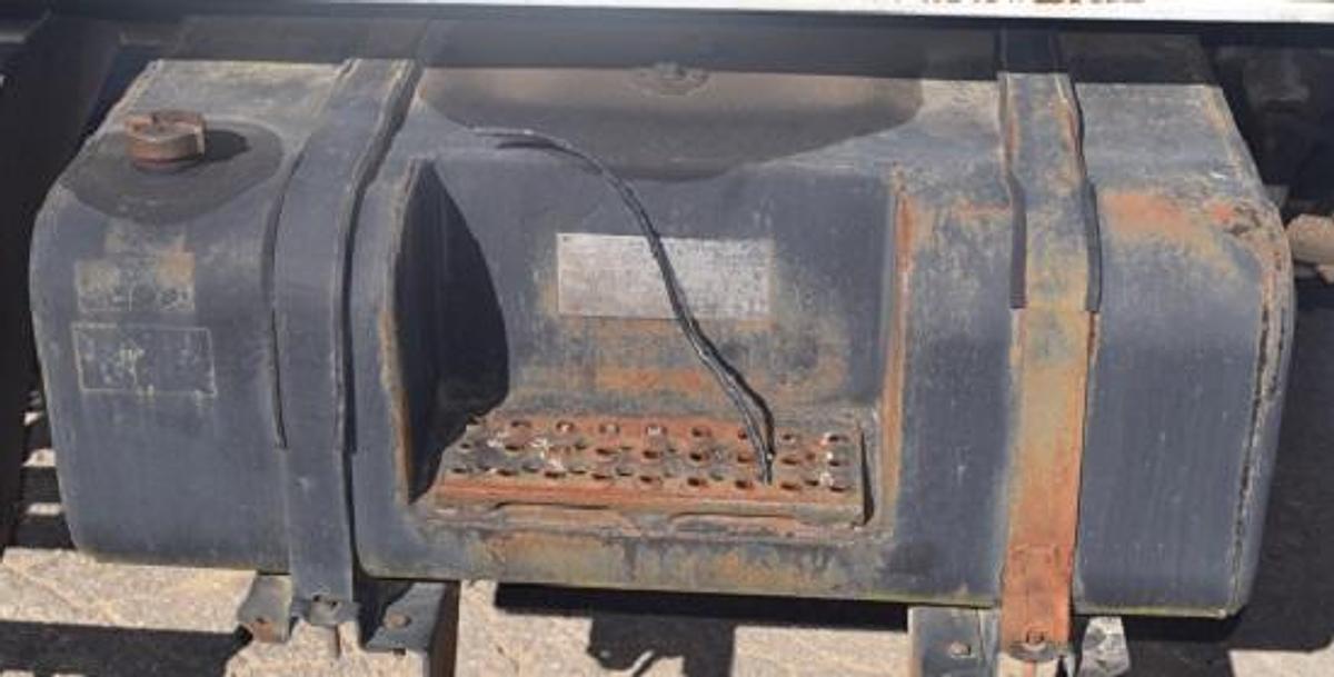 Used 1998 FORD L7000