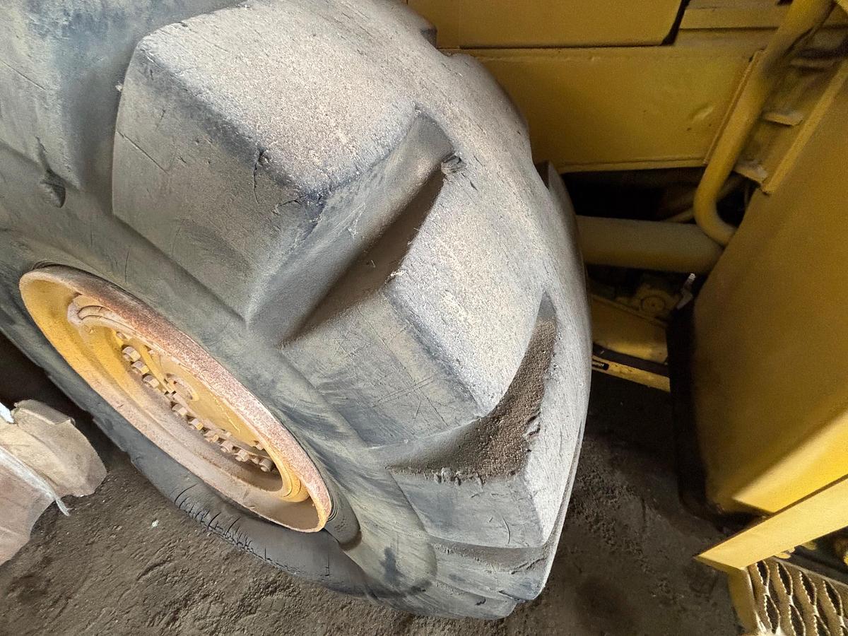 Used 1977 CATERPILLAR 980D