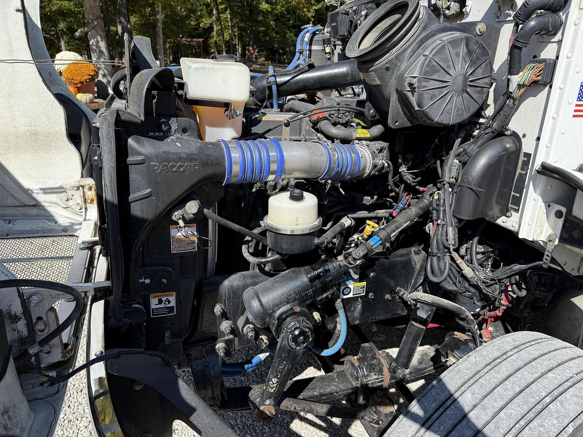 Used 2017 PETERBILT 337