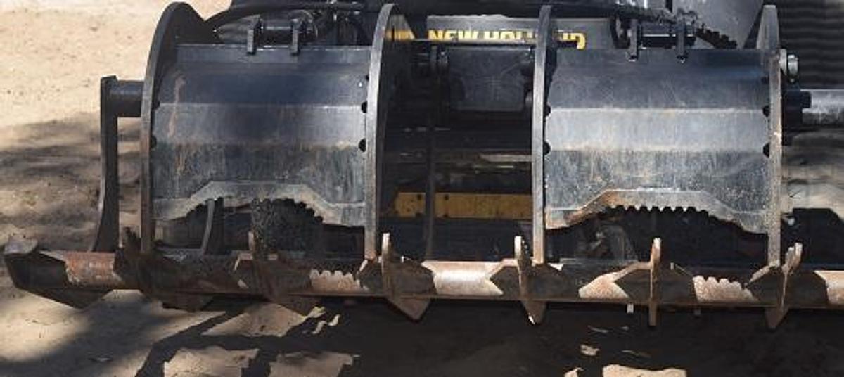 Used 2022 NEW HOLLAND C345