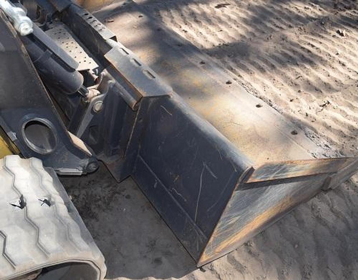 Used 2022 NEW HOLLAND C345