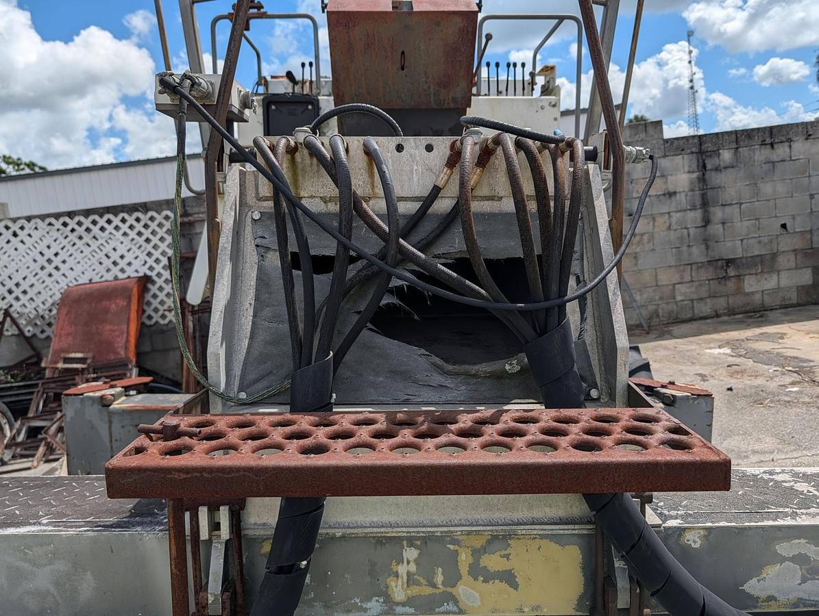 Used 1999 SOMERO S-240 Laser Screed