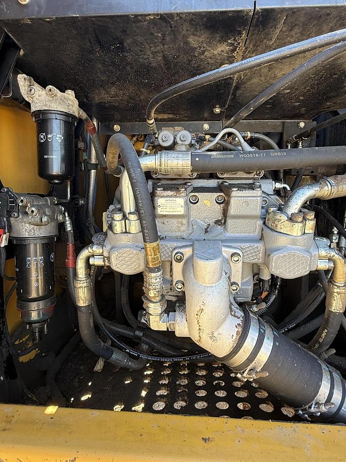 Used 2017 DEERE 210G LC