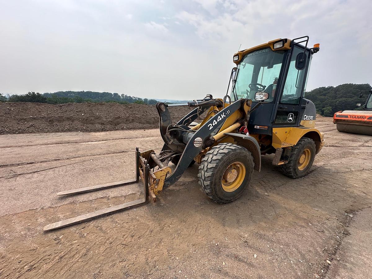 Used 2018 DEERE 244k-II
