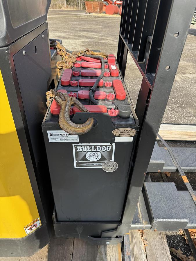 Used 2016 YALE Lift Truck Model