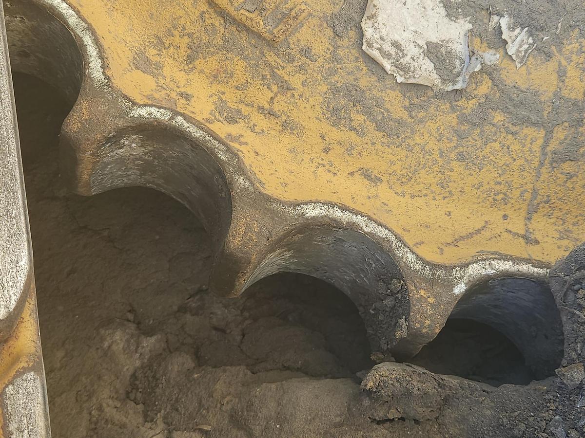 Used 2005 DEERE 650J