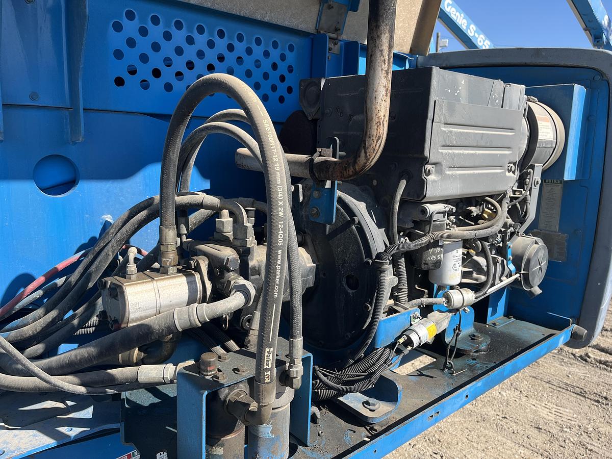 Used 2006 GENIE S-60