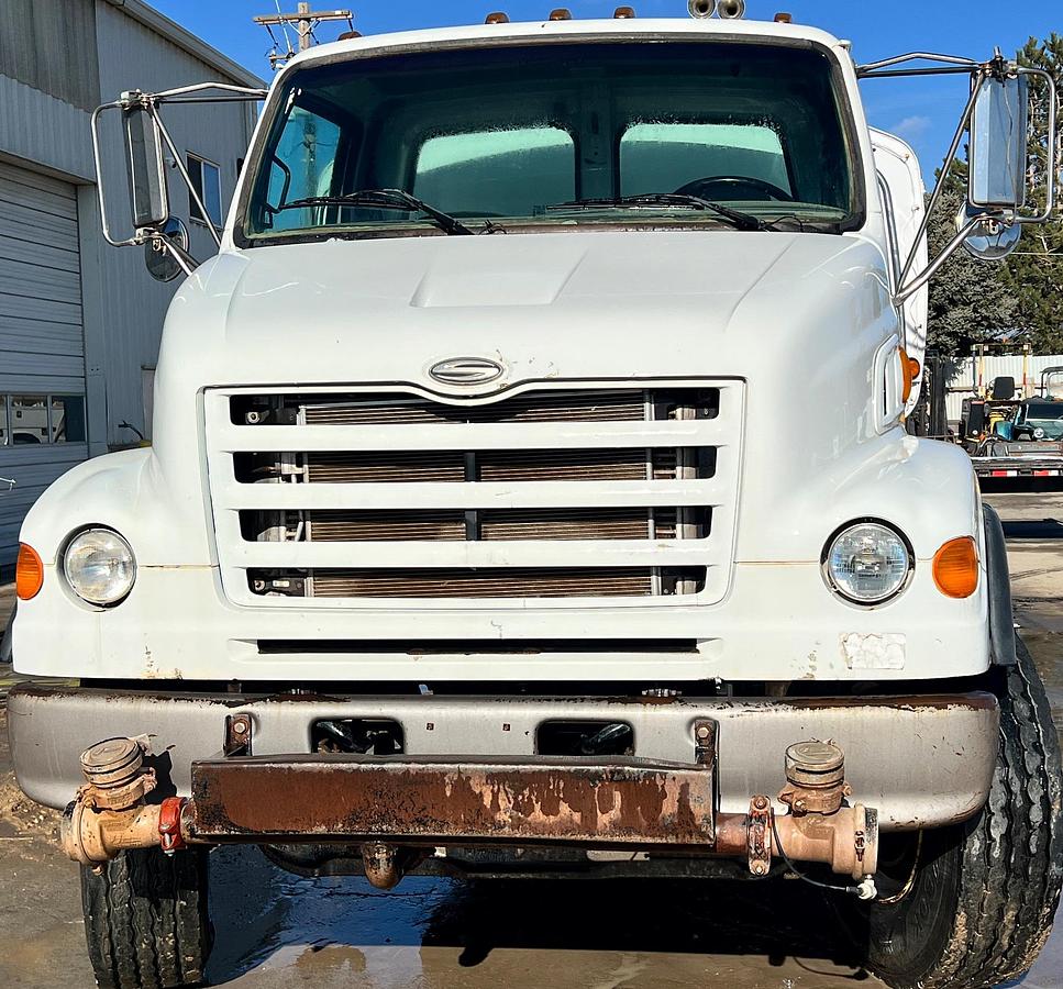 Used 2007 STERLING L7500 Water Truck