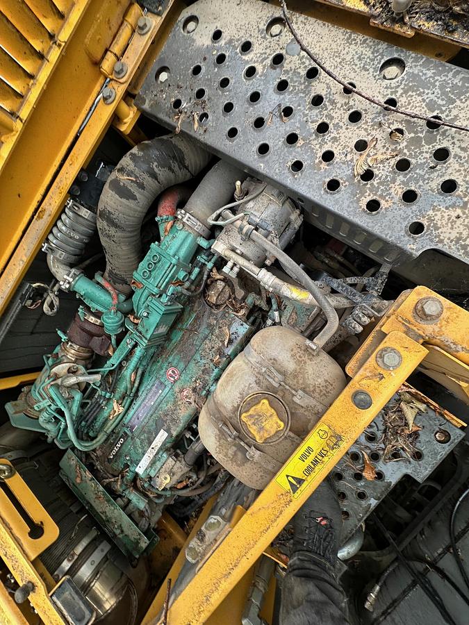 Used 2013 VOLVO ECR235DL