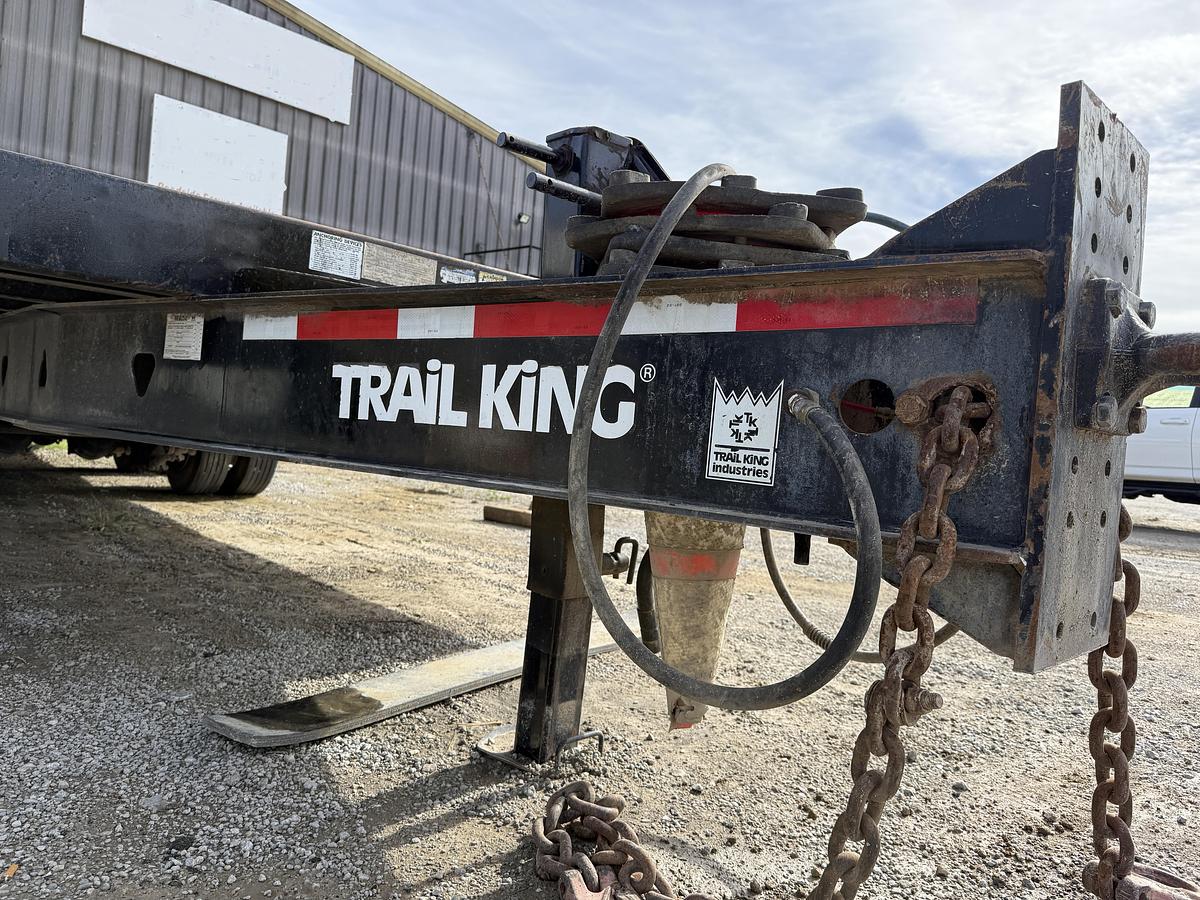 Used 2019 TRAIL KING 32' x 102