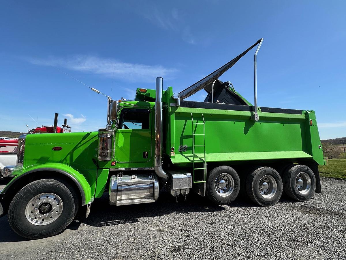 Used 2019 PETERBILT 389 Glider