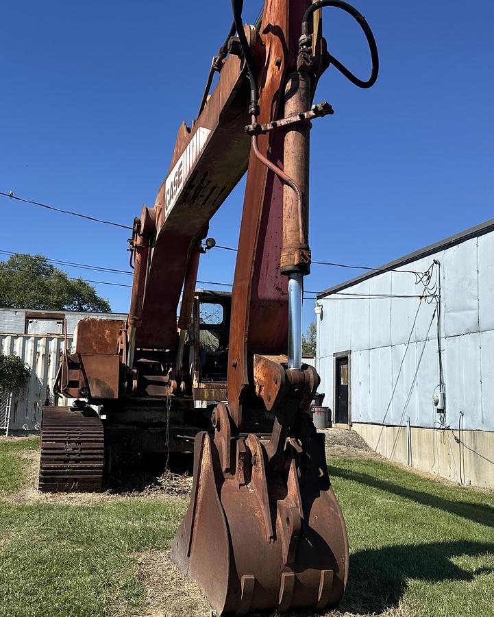 Used 1984 CASE POCLAIN 220CKNA