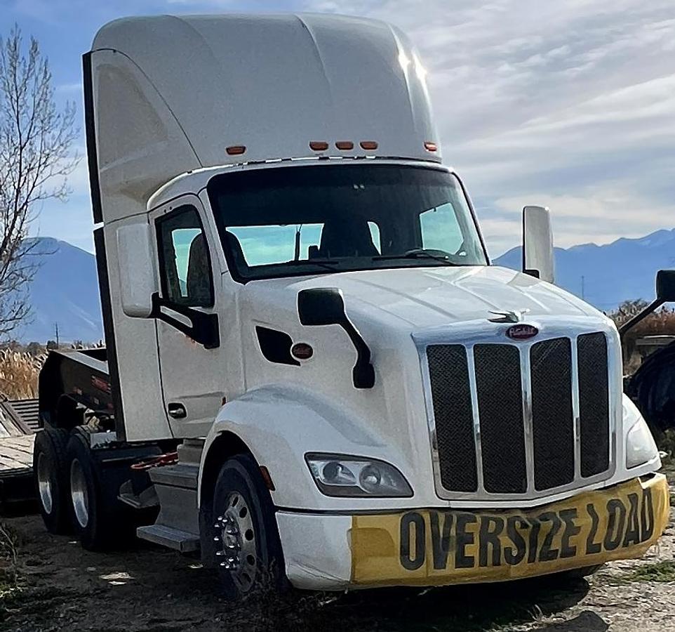 Used 2021 PETERBILT 579