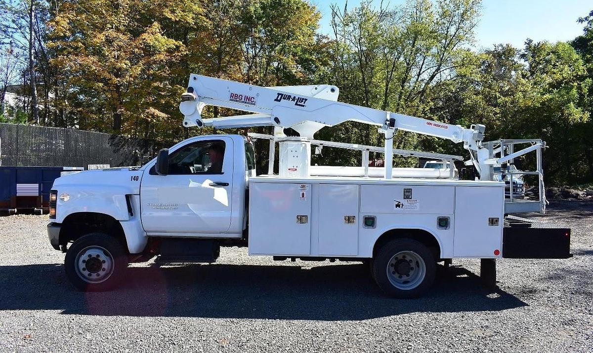 Used 2022 CHEVROLET 5500HD 4X4