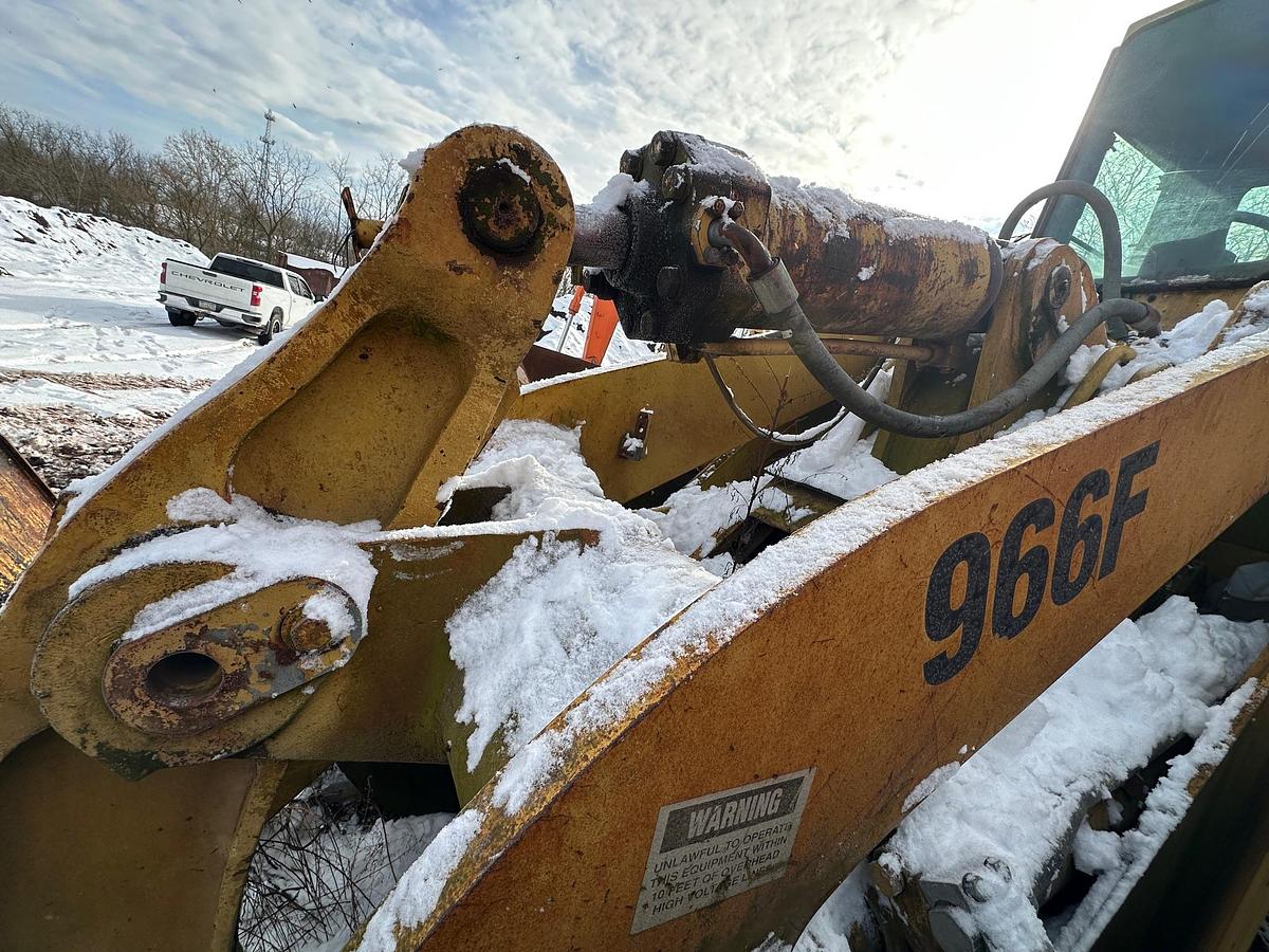 Used 1990 CATERPILLAR 966F