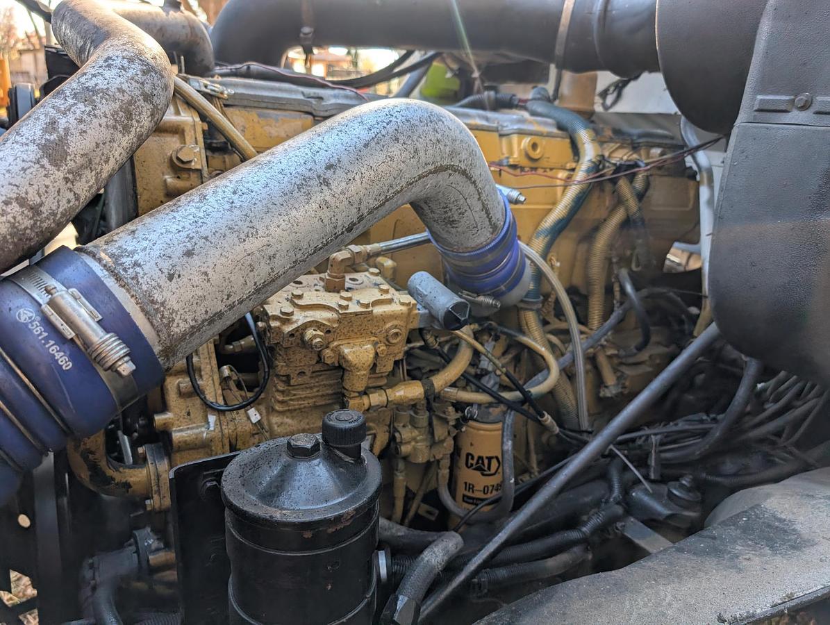 Used 1996 INTERNATIONAL 9400 Tri Axle