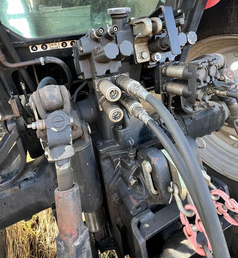 Used 2000 CASE IH MXM155