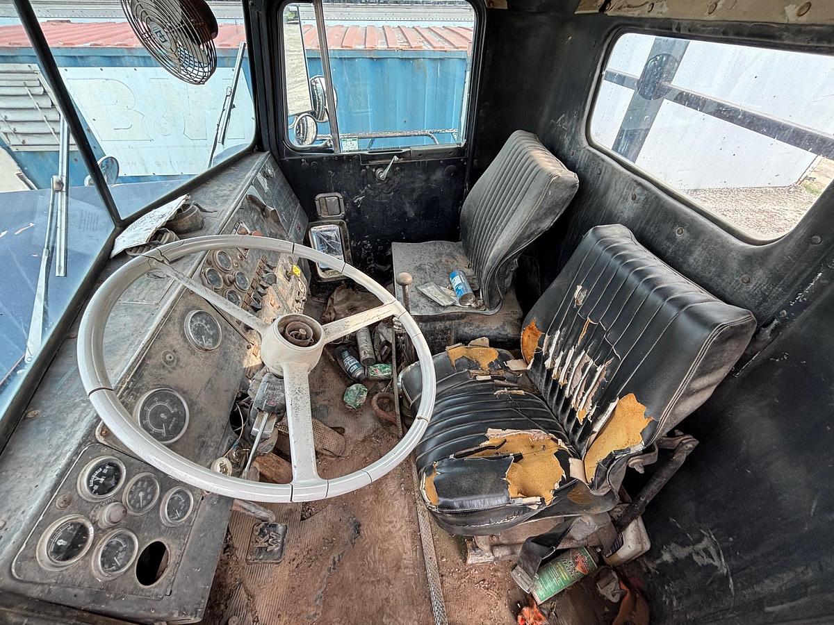 Used 1991 KENWORTH Flatbed