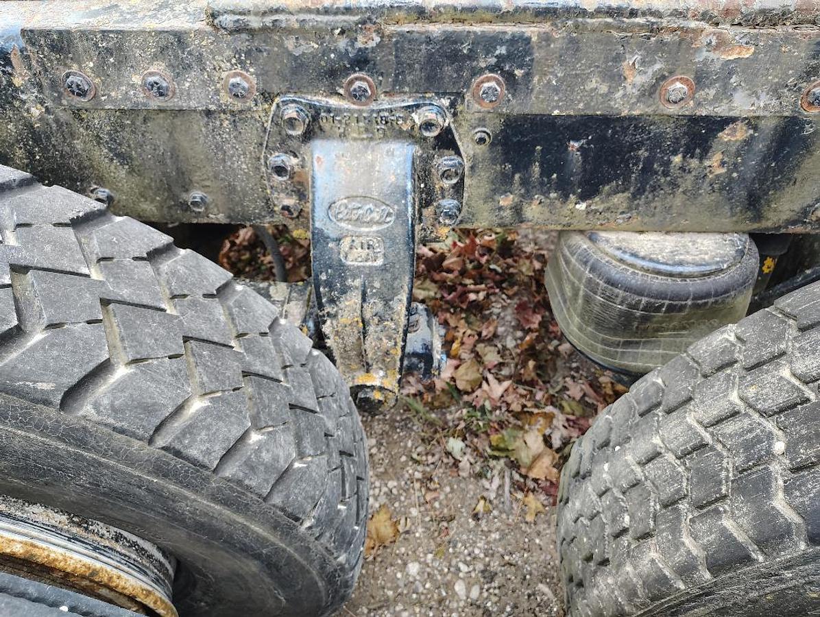 Used 1981 PETERBILT Cabover