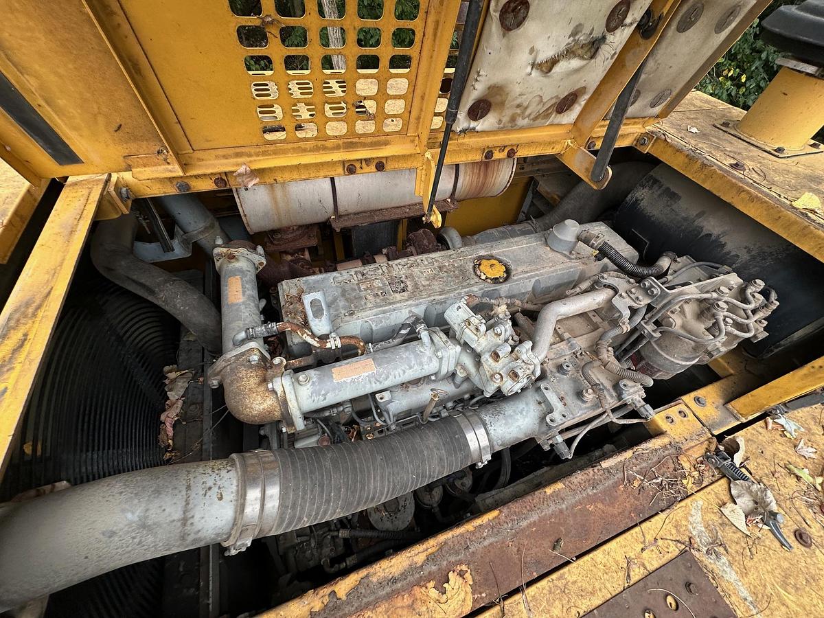 Used 2011 DEERE 450D LC