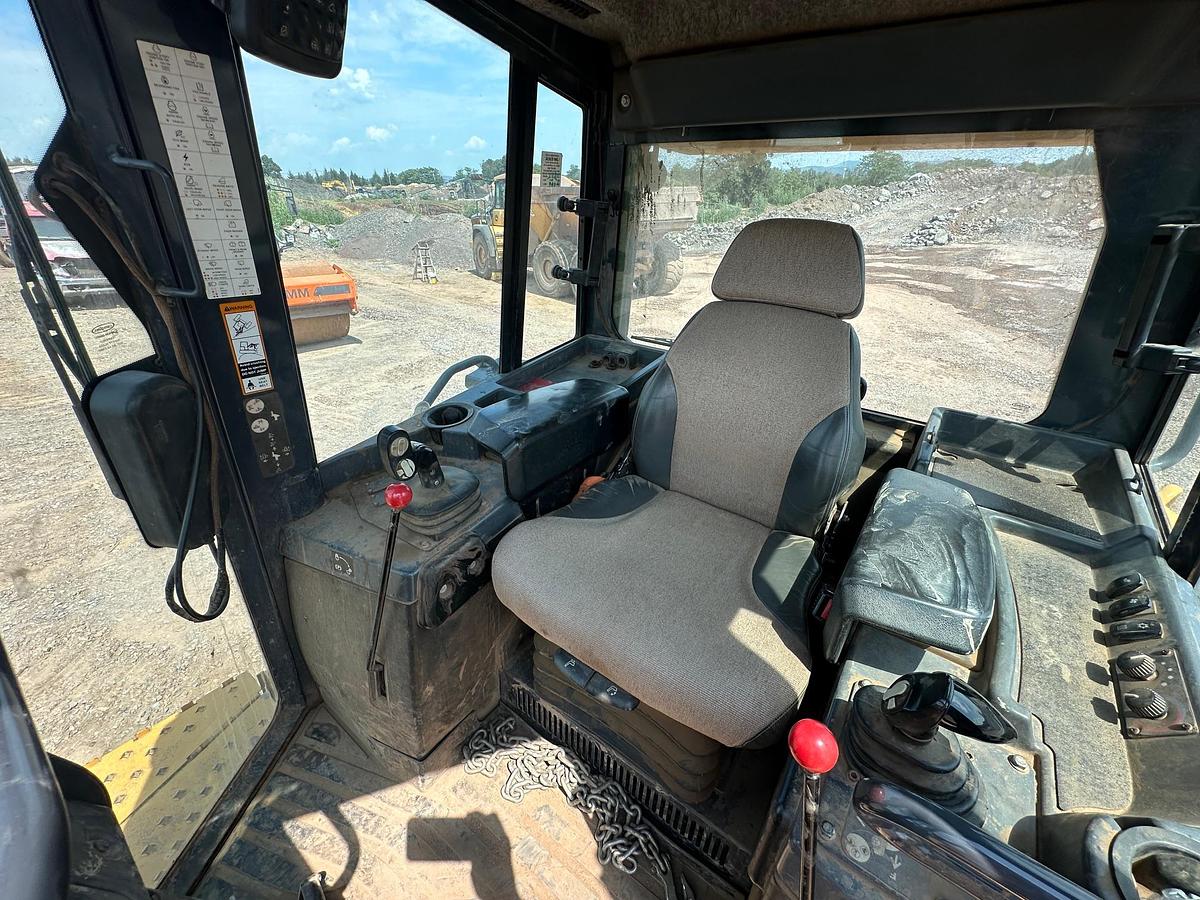 Used 2018 DEERE 850K WLT