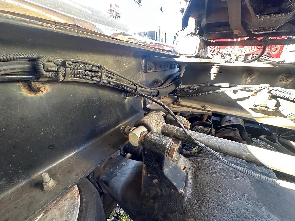 Used 2016 PETERBILT 367