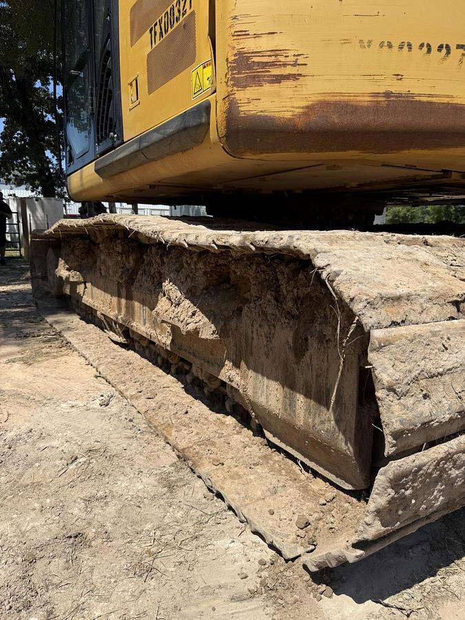 Used 2014 CATERPILLAR 320E LRR