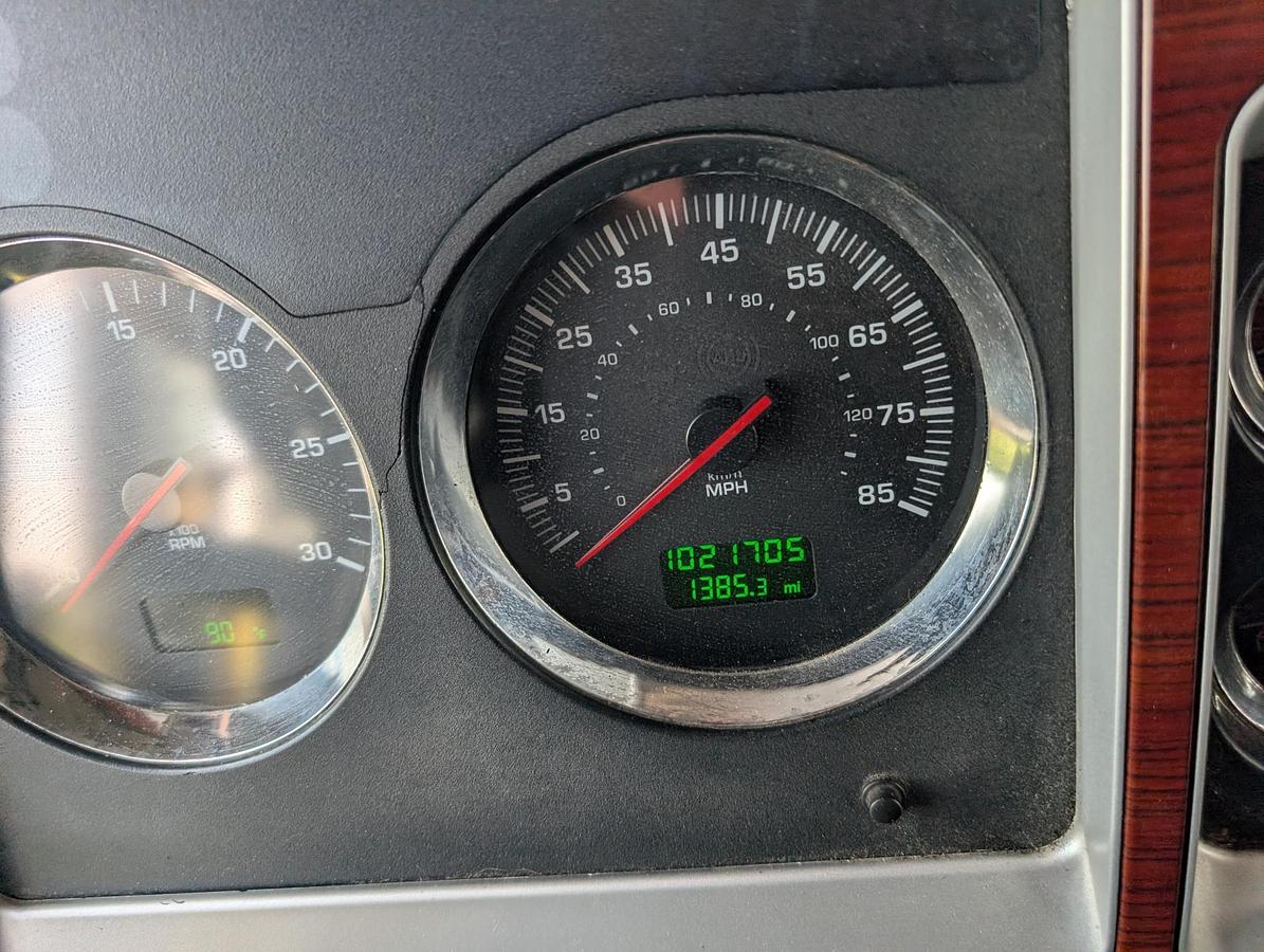 Used 2008 KENWORTH T800