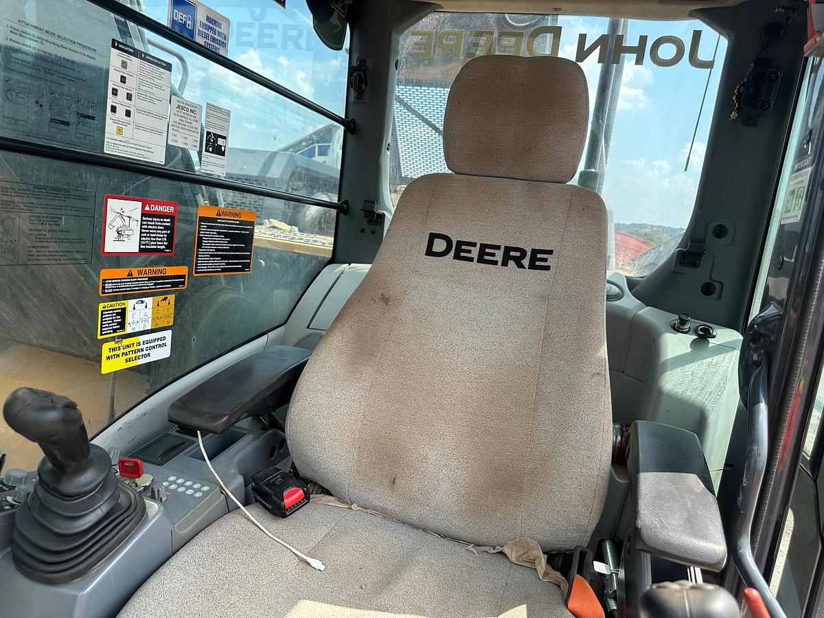 Used 2018 DEERE 380G LC
