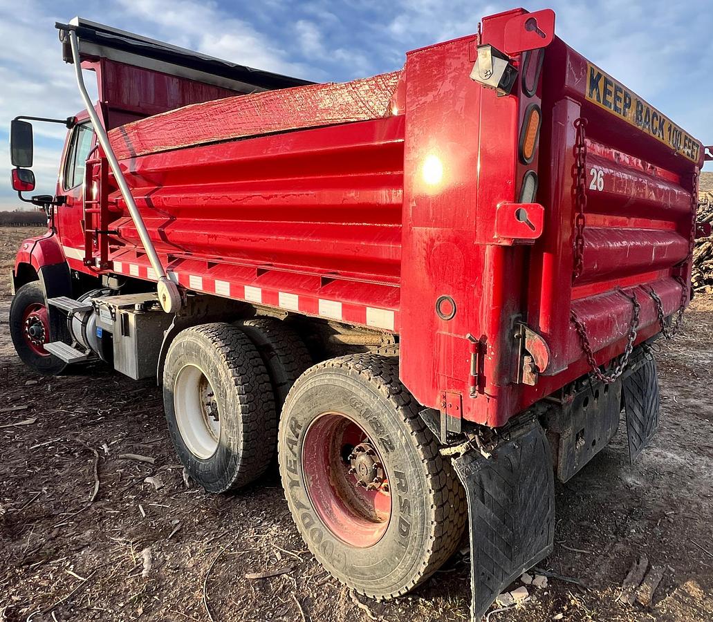 Used 2013 FREIGHTLINER 108SD Dump Truck