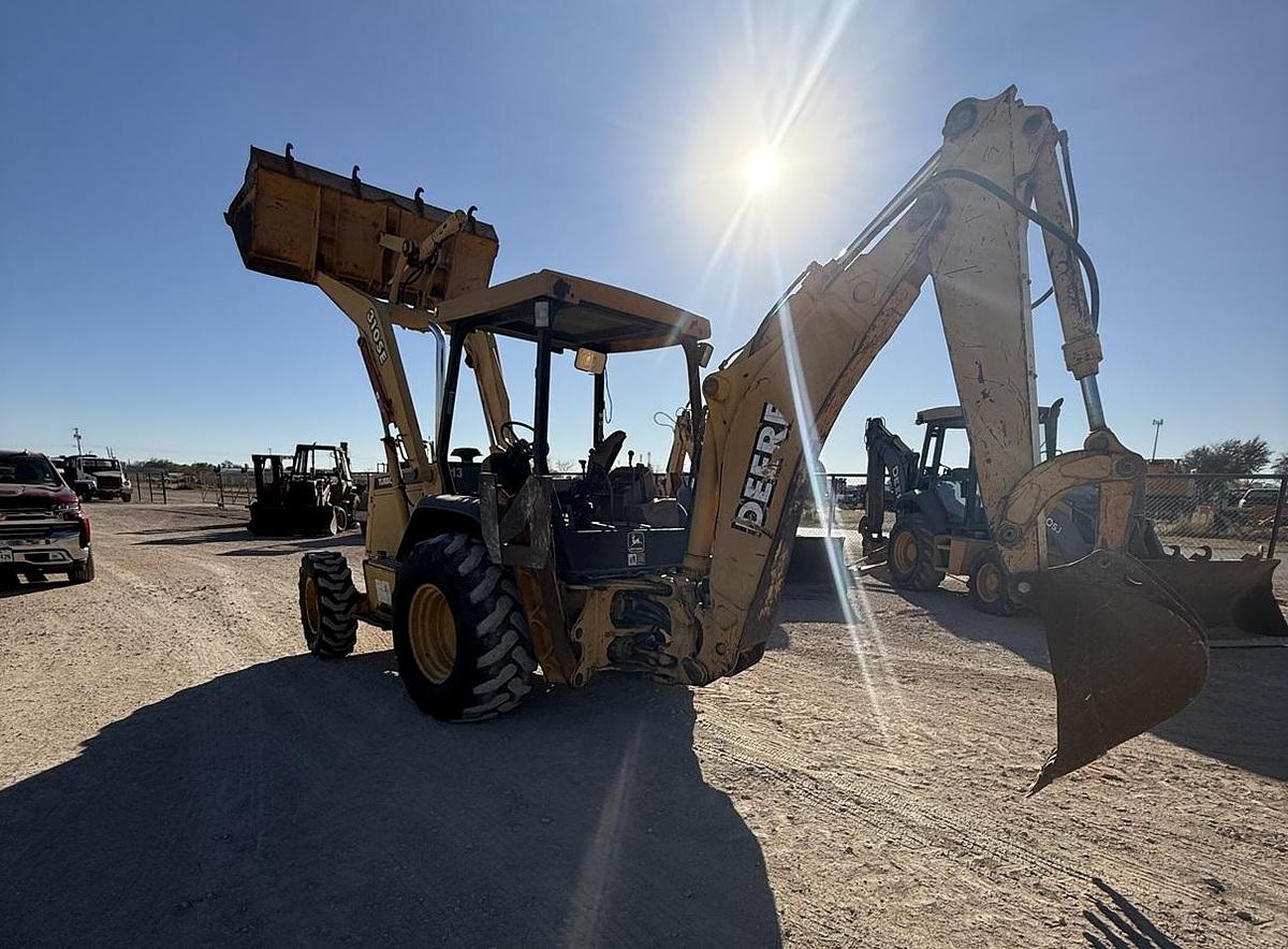 Used 2015 JOHN DEERE 310 SE